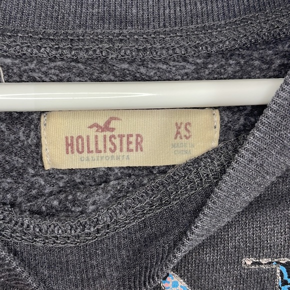 Gray Hollister Sweatshirt, Size XS - Picture 4 of 4